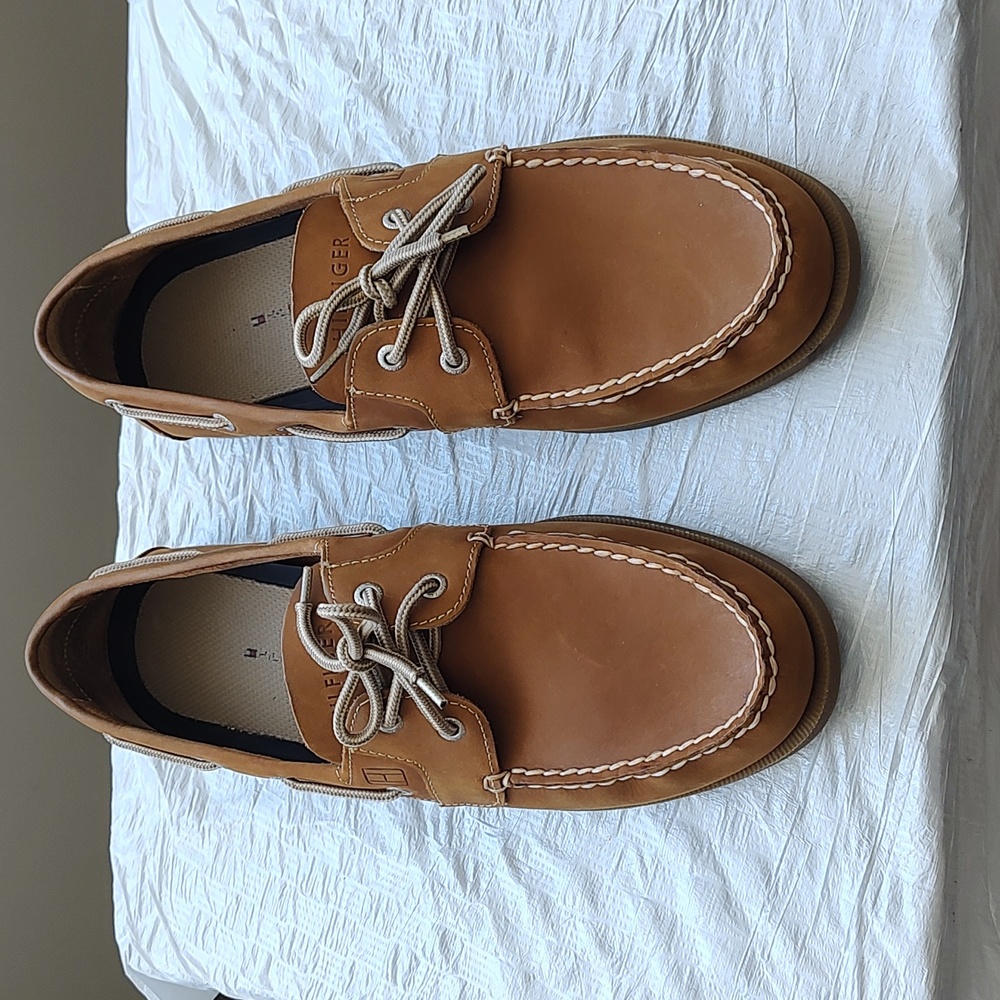 Men's Tommy Hilfiger Tan Boat Shoes Size 12 Make An Offer